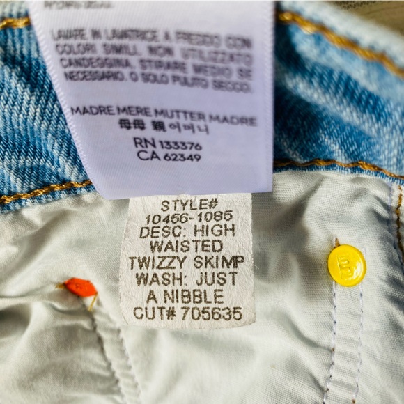 MOTHER Denim SNACKS High Waisted Twizzy Skimp Just A Nibble Light Wash Jeans 27 - Picture 14 of 15